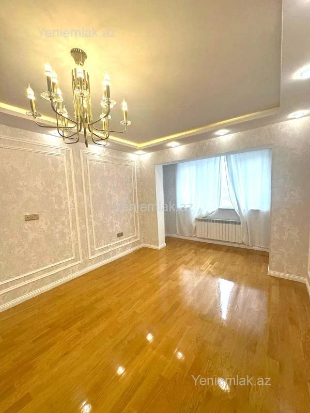 Satılır 3 otaqlı köhnə tikili 100 m²