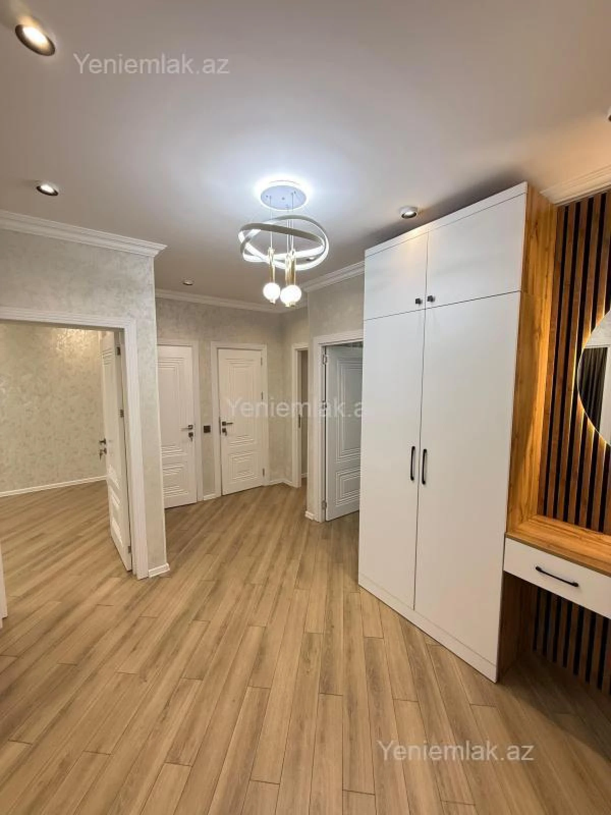 Satılır 3 otaqlı köhnə tikili 84 m²