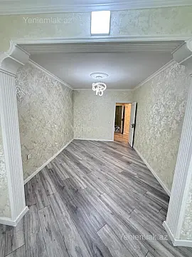 Satılır 4 otaqlı köhnə tikili 115 m²