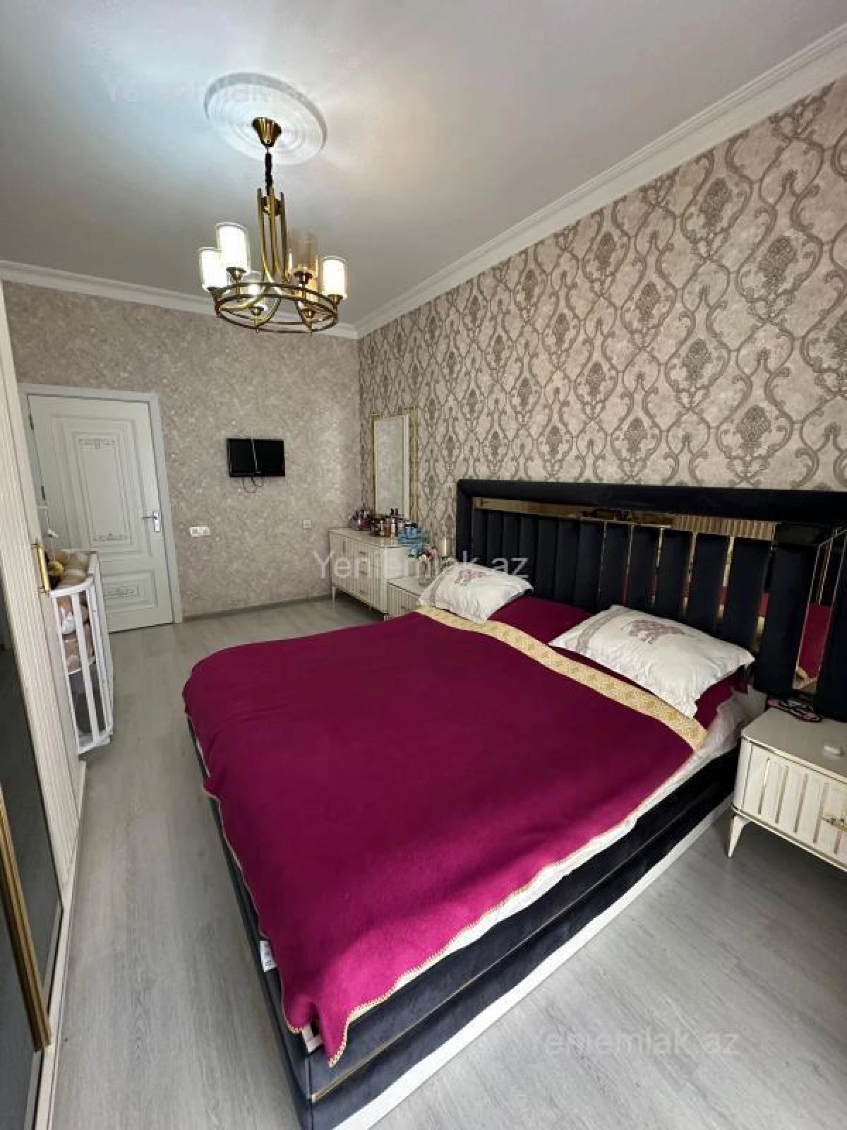 Satılır 2 otaqlı yeni tikili 88 m²