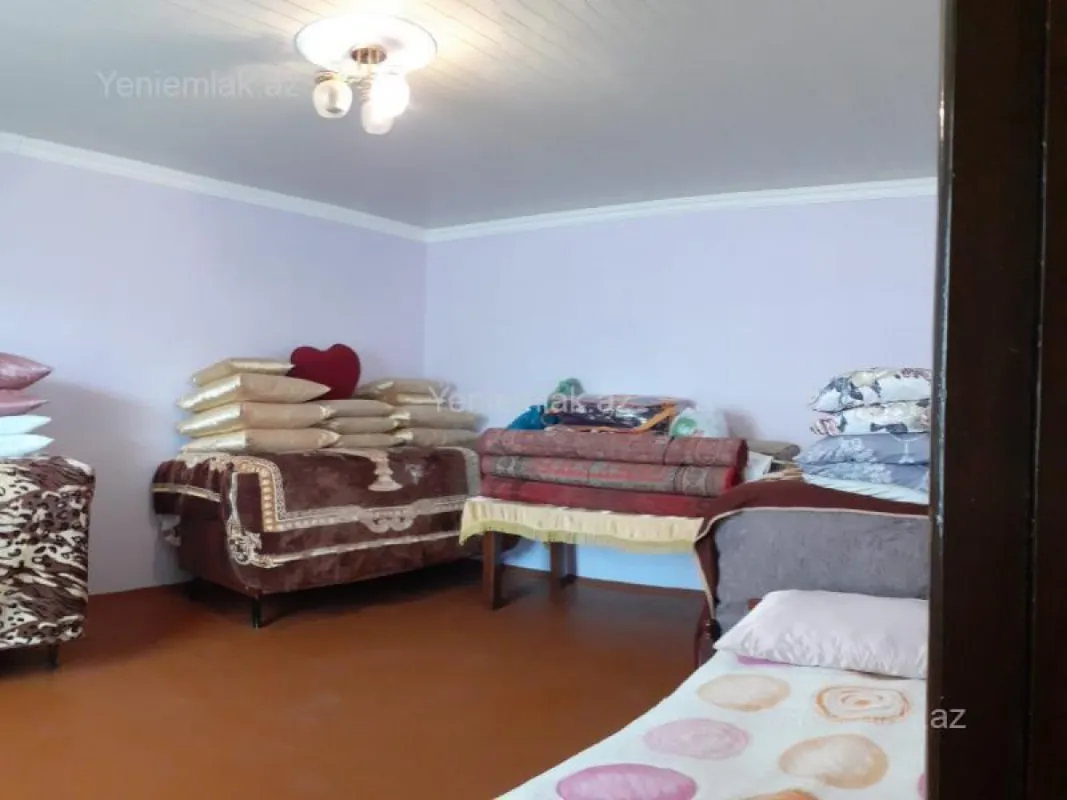 Satılır 11 otaqlı həyət evi 310 m²