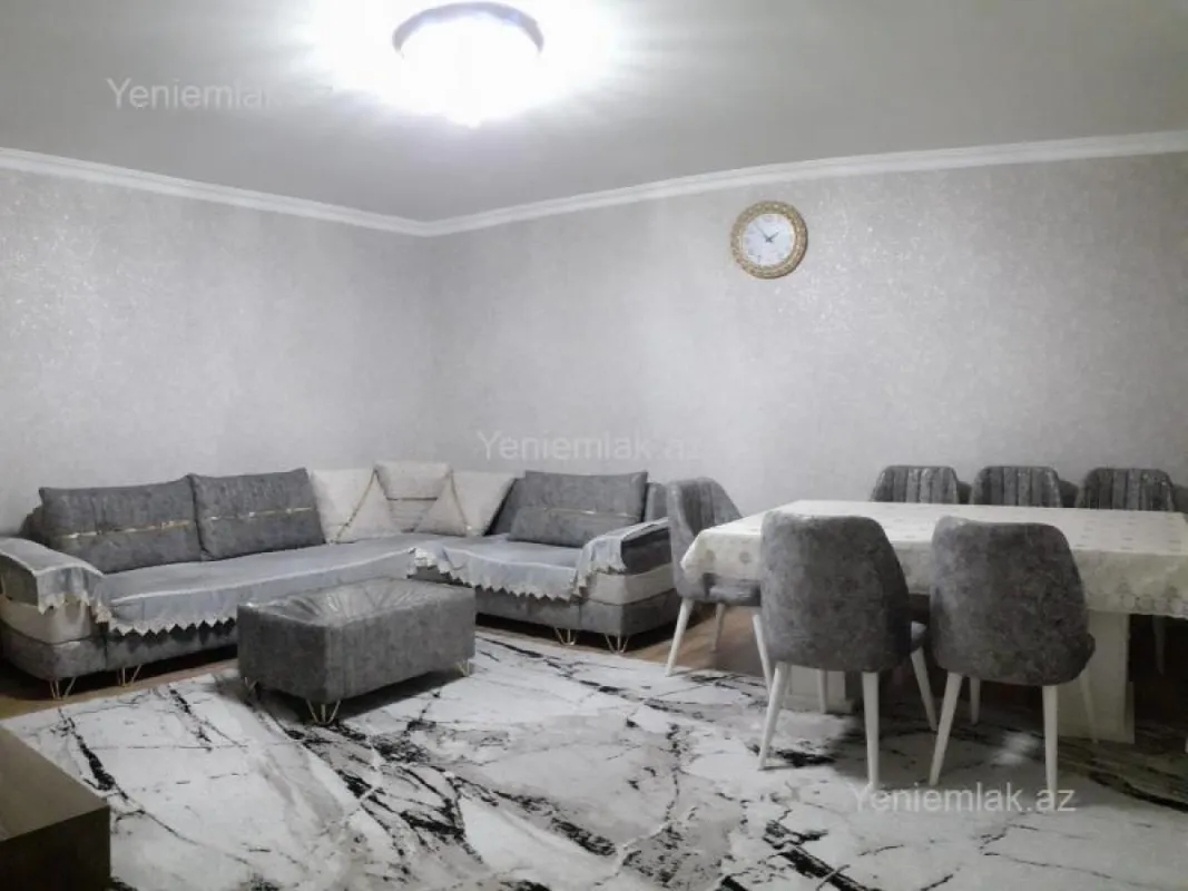 Satılır 11 otaqlı həyət evi 310 m²