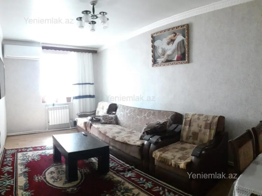 Satılır 11 otaqlı həyət evi 310 m²