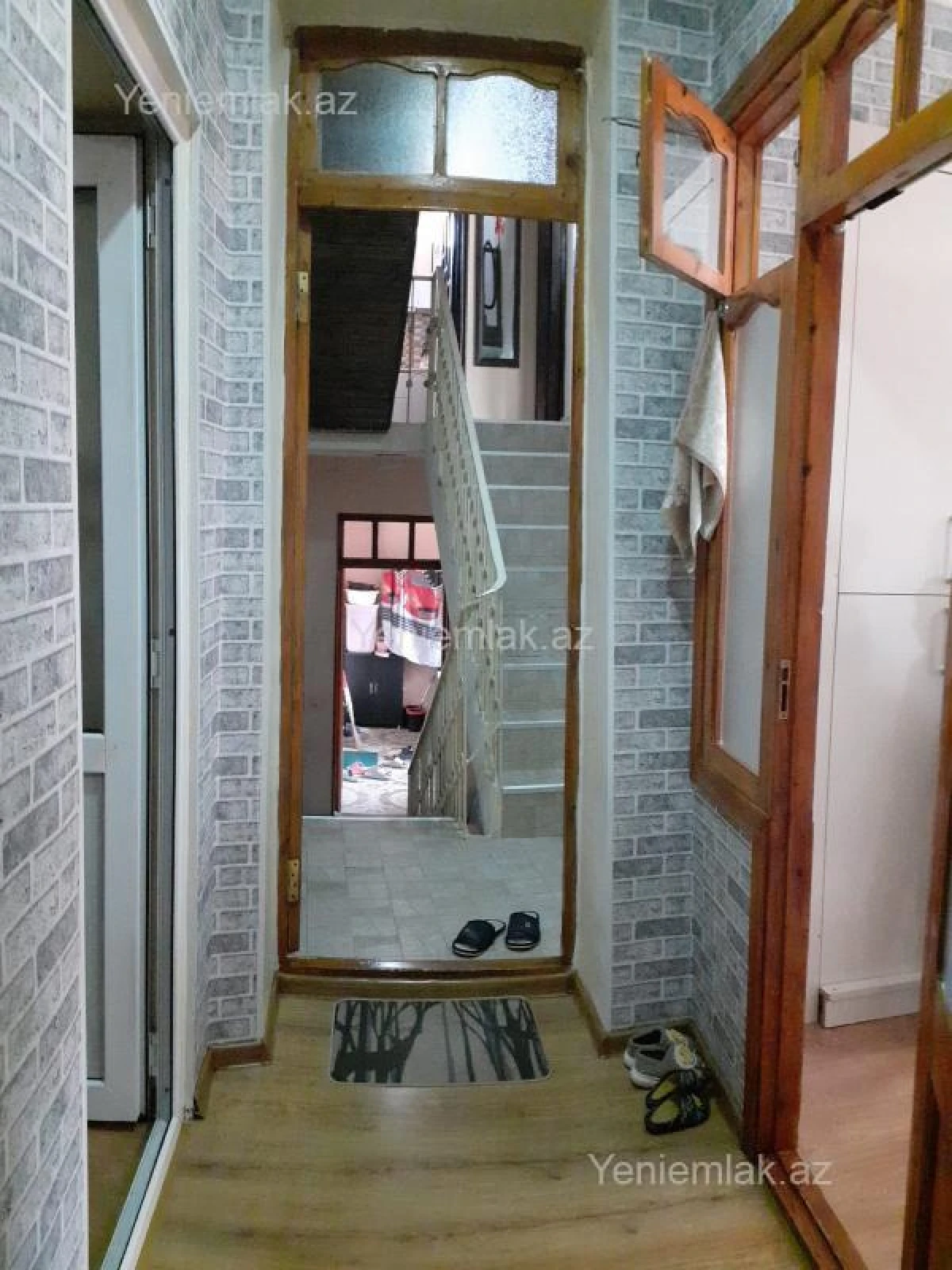 Satılır 11 otaqlı həyət evi 310 m²