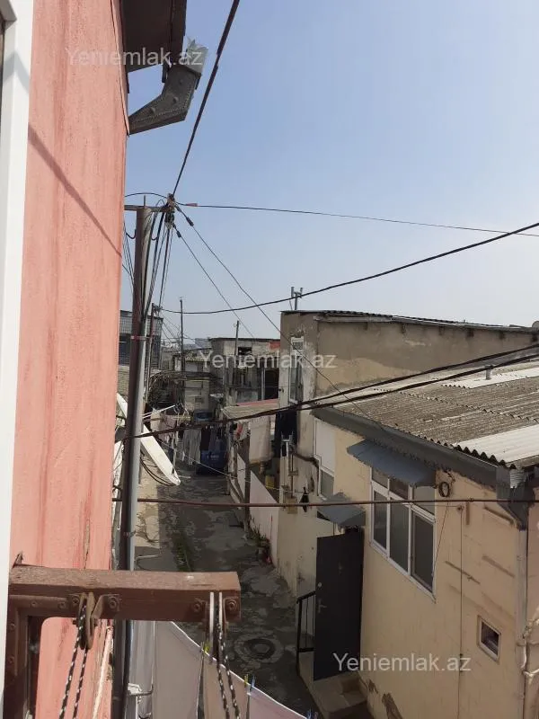 Satılır 11 otaqlı həyət evi 310 m²