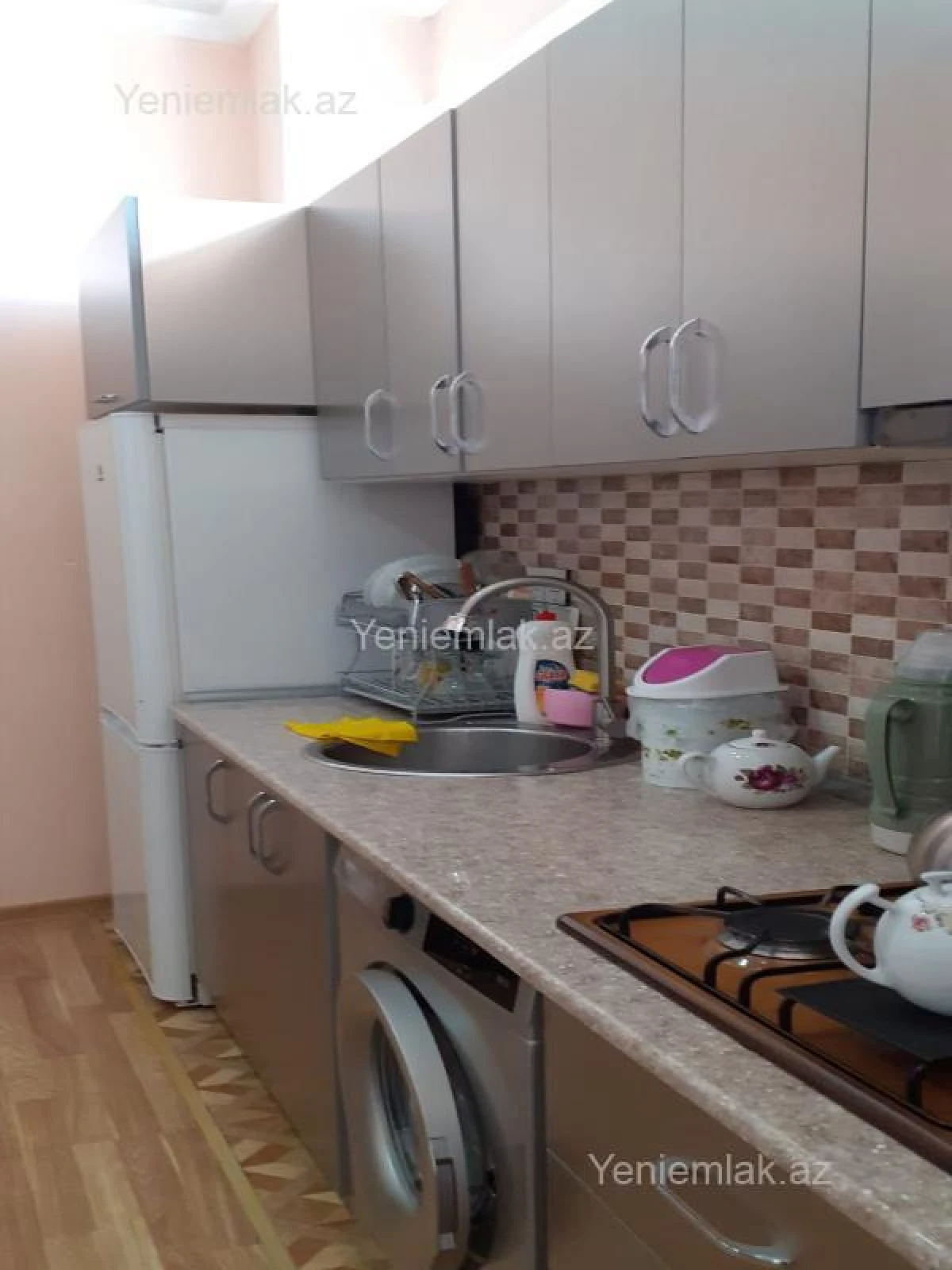 Satılır 11 otaqlı həyət evi 310 m²