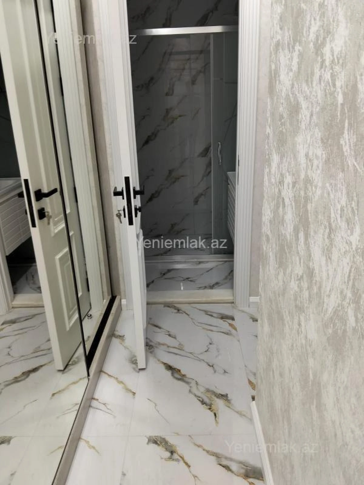 Satılır 2 otaqlı yeni tikili 67 m²