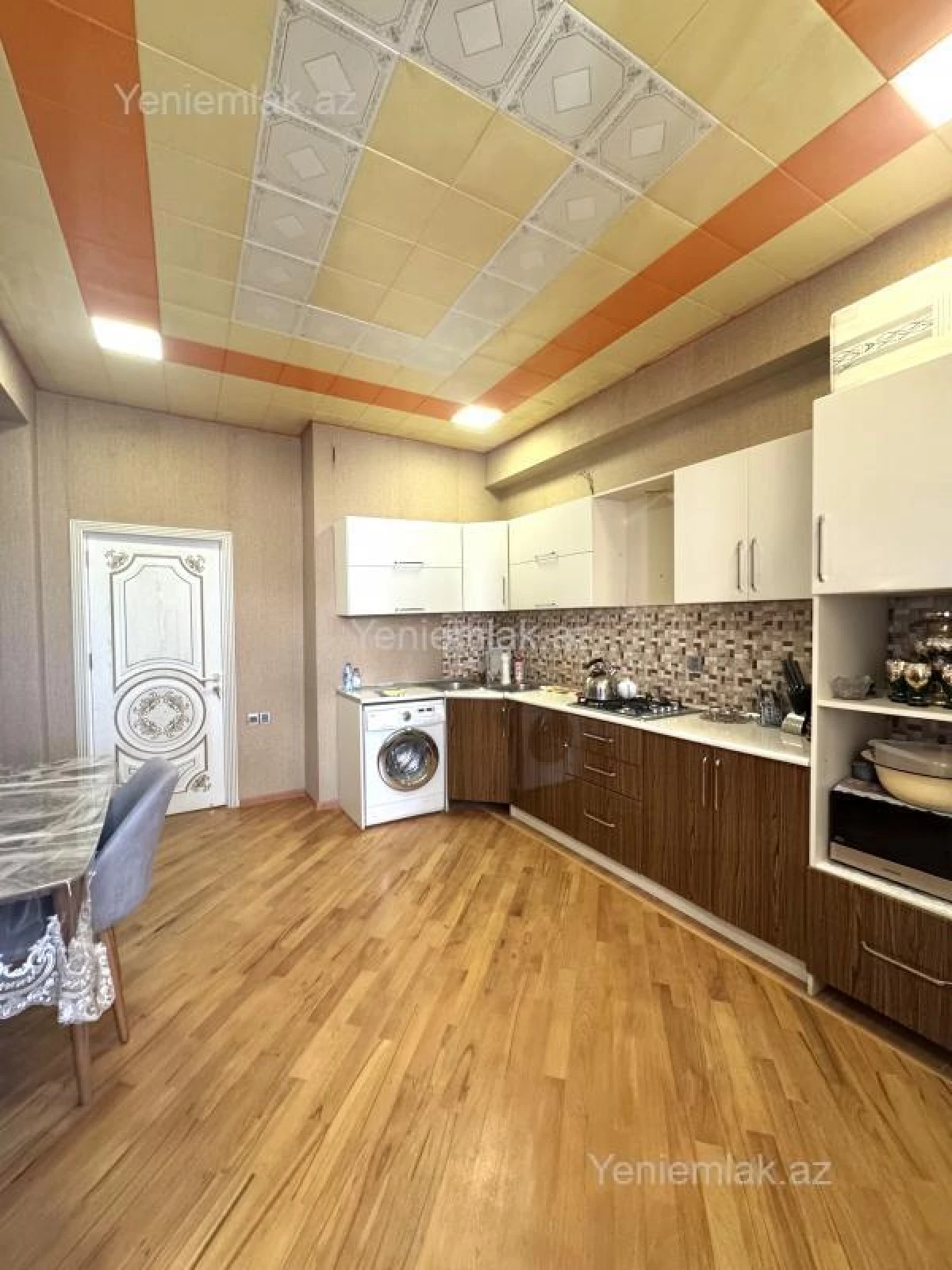 Satılır 3 otaqlı yeni tikili 107 m²