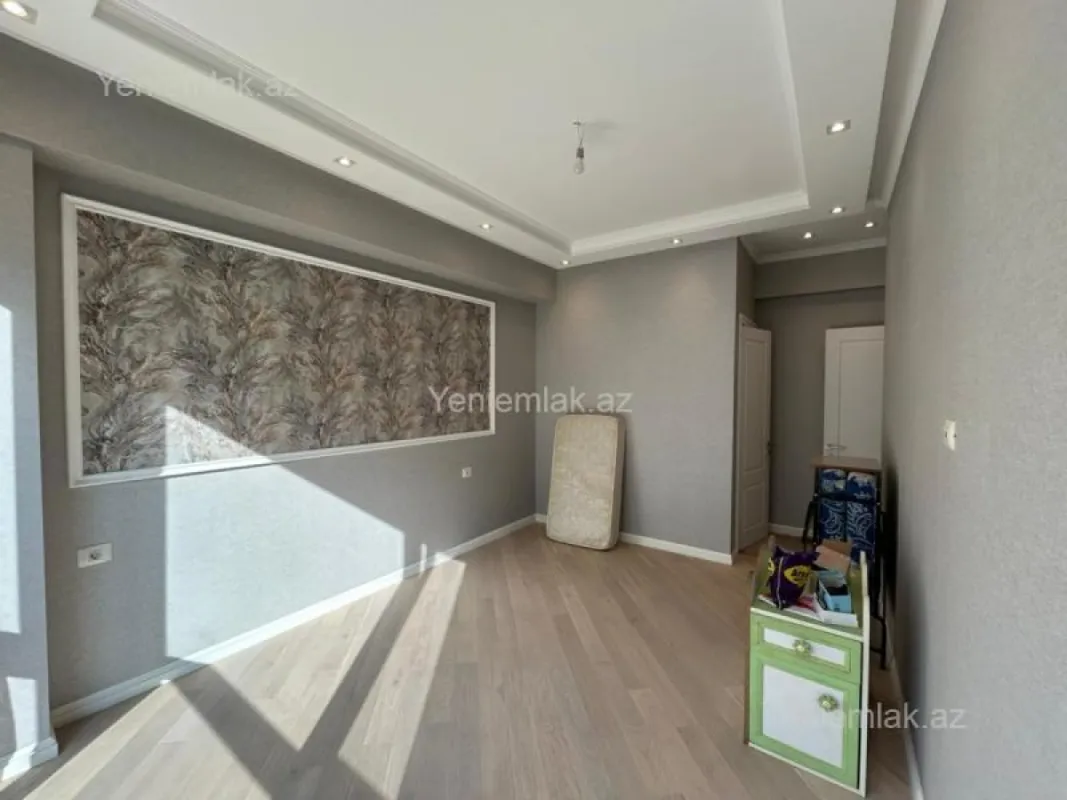 Satılır 3 otaqlı yeni tikili 96 m²