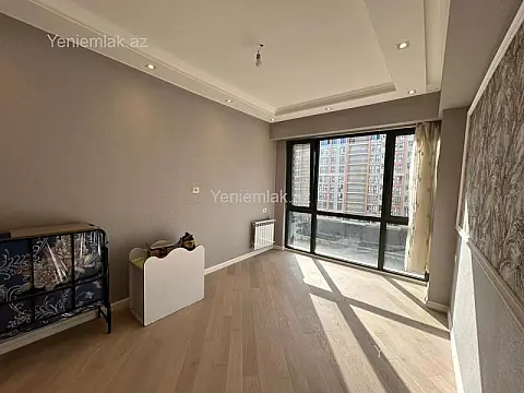 Satılır 3 otaqlı yeni tikili 96 m²