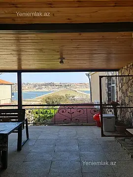 Satılır 10 otaqlı həyət evi 320 m²