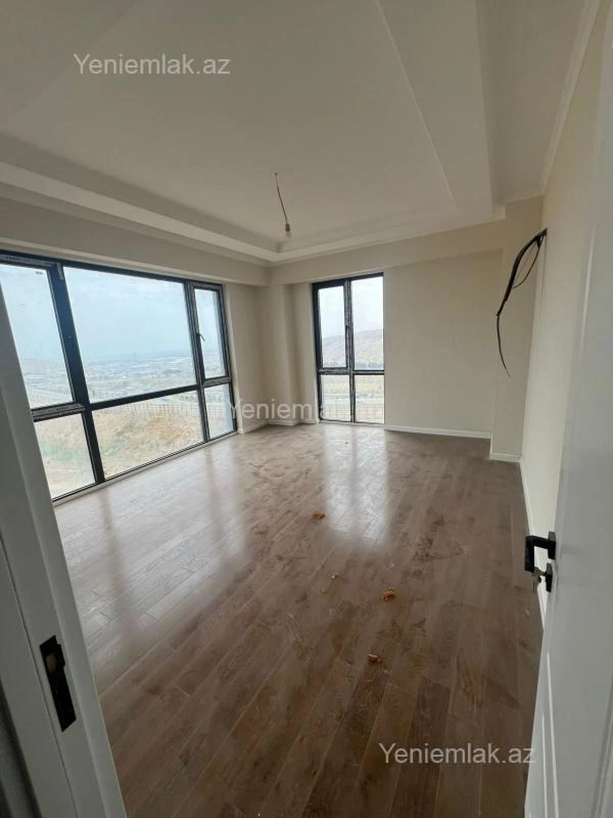 Satılır 3 otaqlı yeni tikili 86 m²