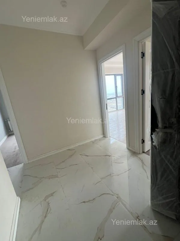 Satılır 3 otaqlı yeni tikili 86 m²
