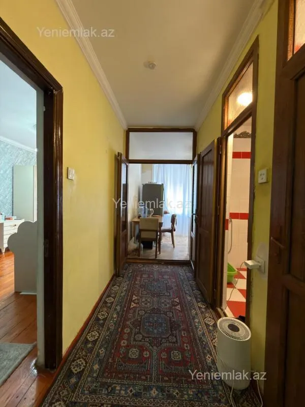 Satılır 3 otaqlı köhnə tikili 91 m²