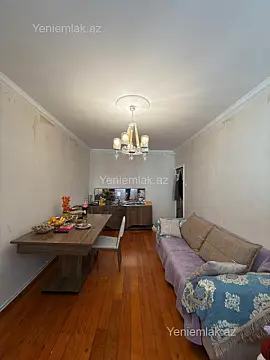 Satılır 3 otaqlı köhnə tikili 91 m²