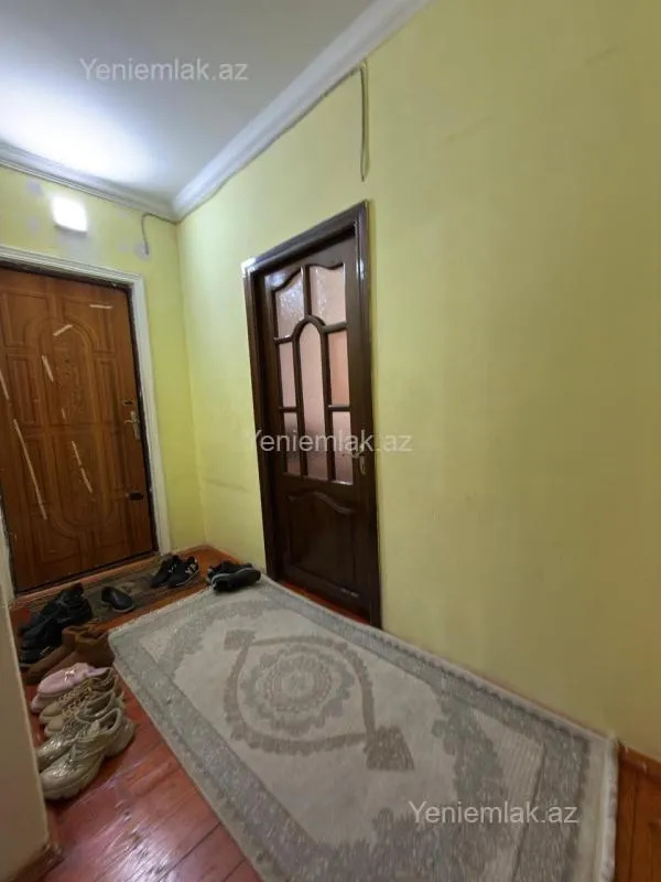 Satılır 3 otaqlı köhnə tikili 91 m²