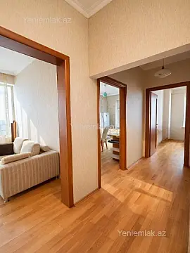 Satılır 2 otaqlı yeni tikili 73 m²