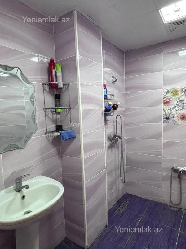 Satılır 2 otaqlı yeni tikili 65 m²