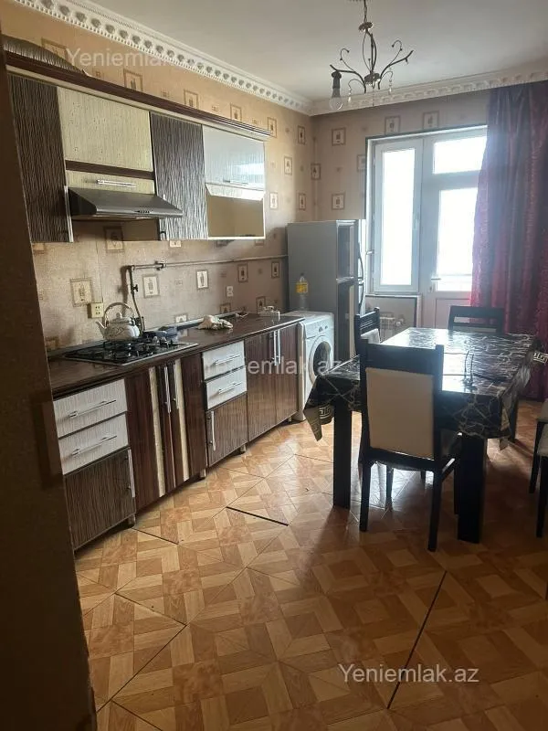 Satılır 3 otaqlı yeni tikili 112 m²