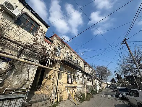 Satılır 2 otaqlı köhnə tikili 45 m²