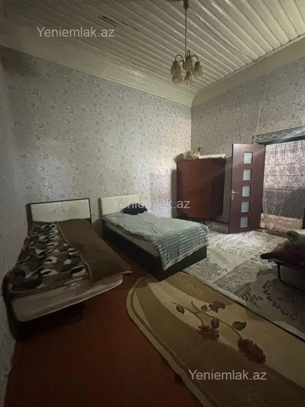 Satılır 2 otaqlı köhnə tikili 45 m²