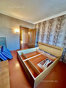 Satılır 3 otaqlı köhnə tikili 80 m²