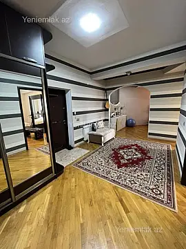 Satılır 3 otaqlı yeni tikili 130 m²