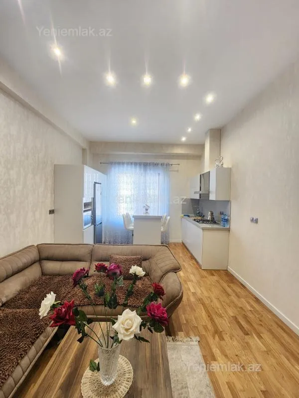 Satılır 3 otaqlı yeni tikili 63 m²