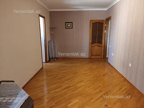 Satılır 2 otaqlı köhnə tikili 65 m²
