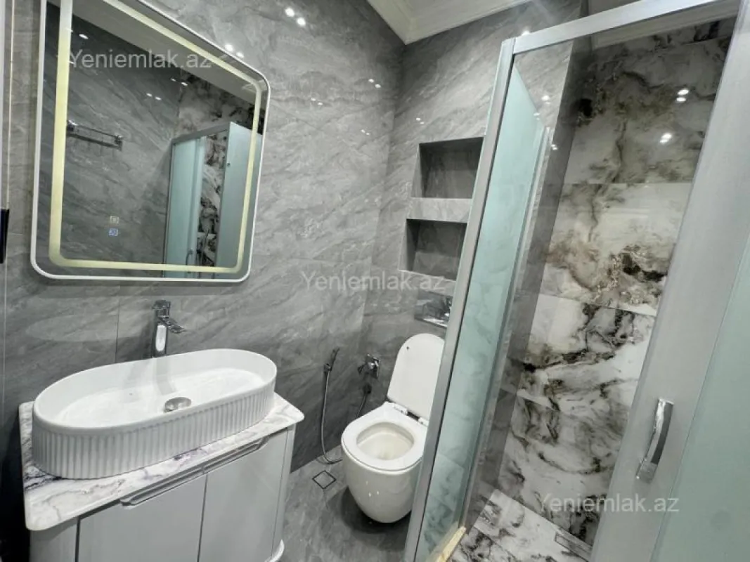 Satılır 2 otaqlı yeni tikili 60 m²