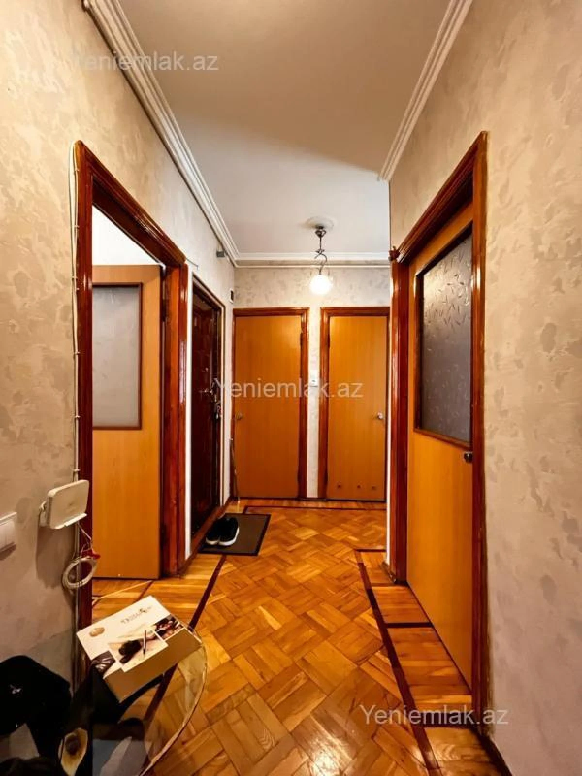 Satılır 2 otaqlı köhnə tikili 62 m²