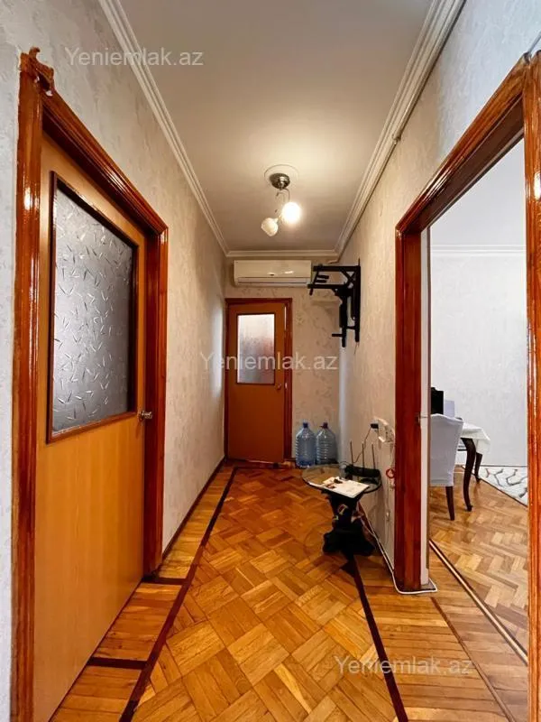 Satılır 2 otaqlı köhnə tikili 62 m²