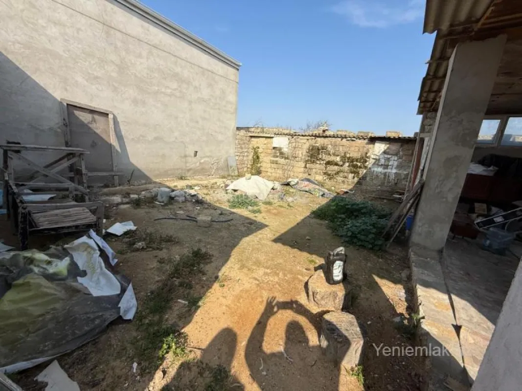 Satılır 2 otaqlı həyət evi 55 m²