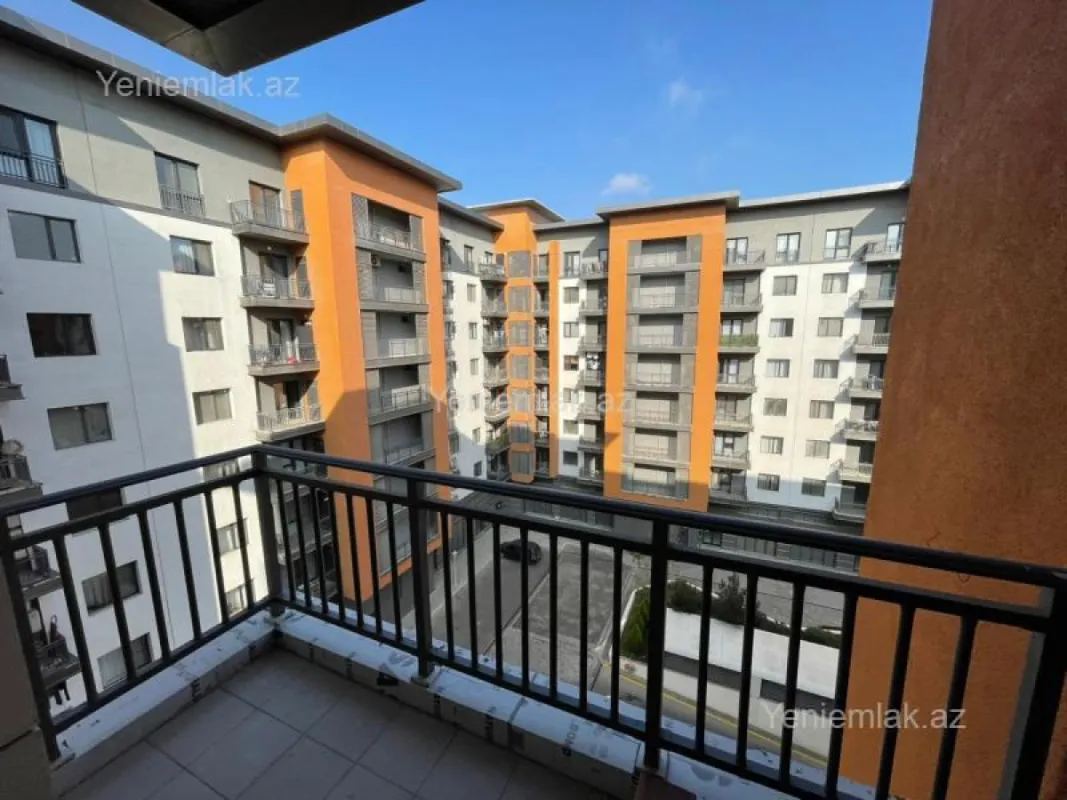 Satılır 4 otaqlı yeni tikili 136 m²