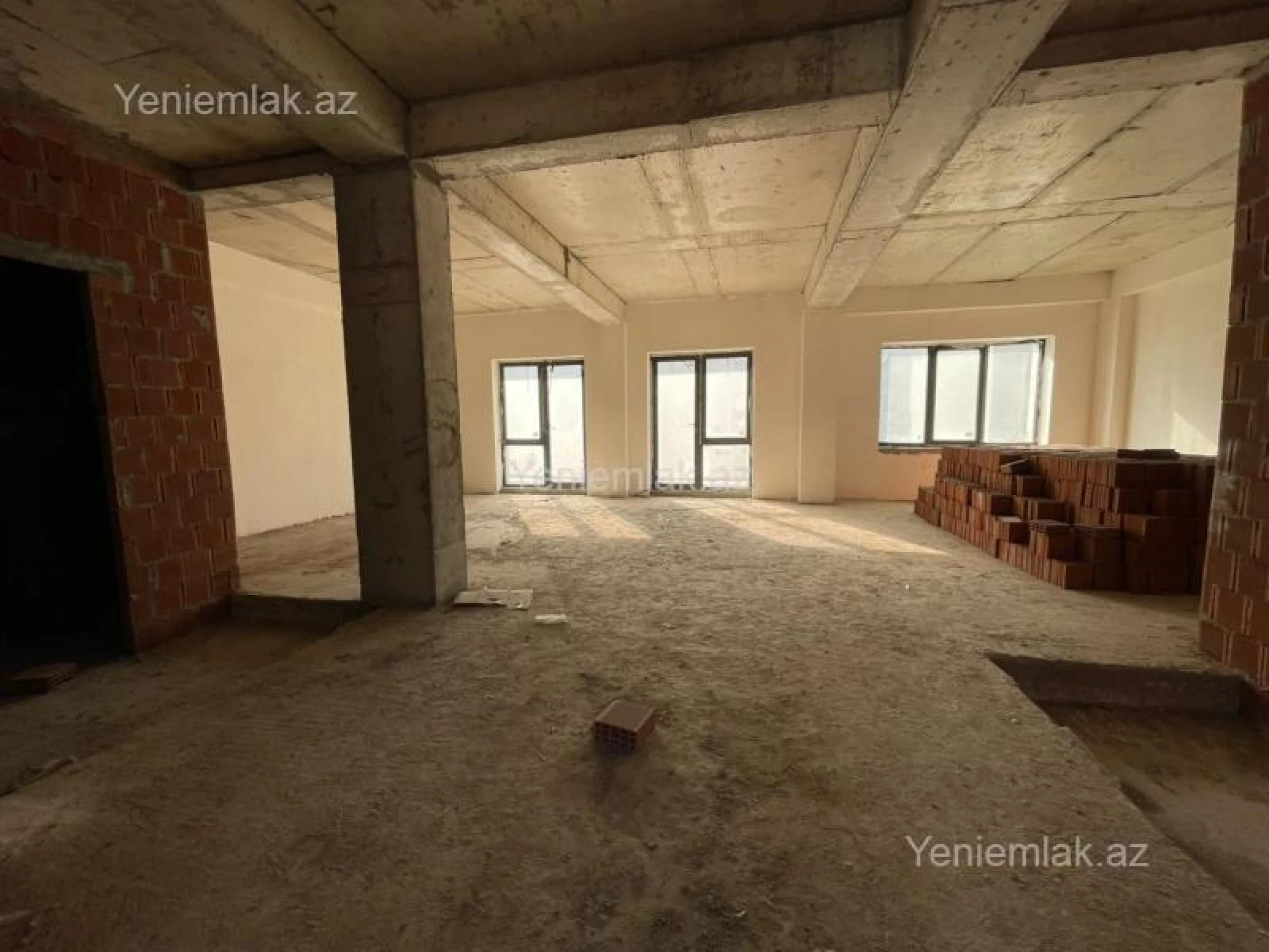 Satılır 4 otaqlı yeni tikili 136 m²
