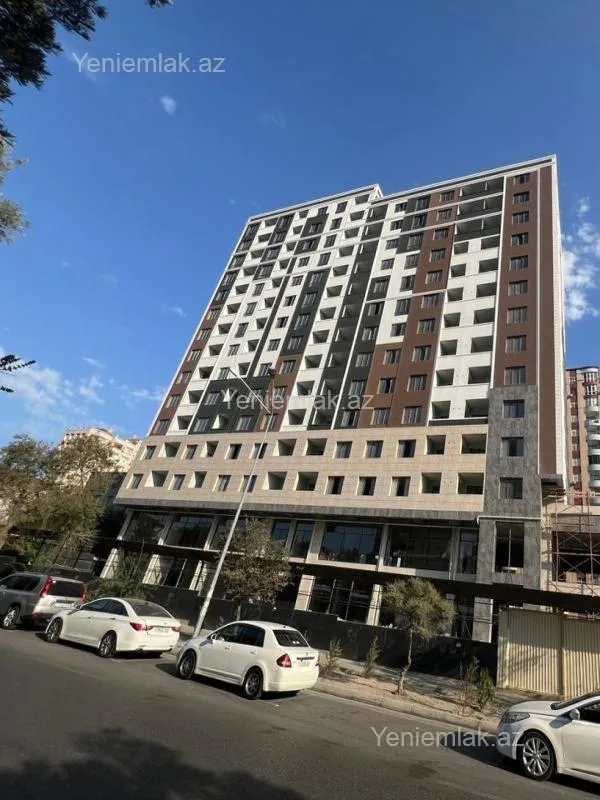Satılır 3 otaqlı yeni tikili 85 m²