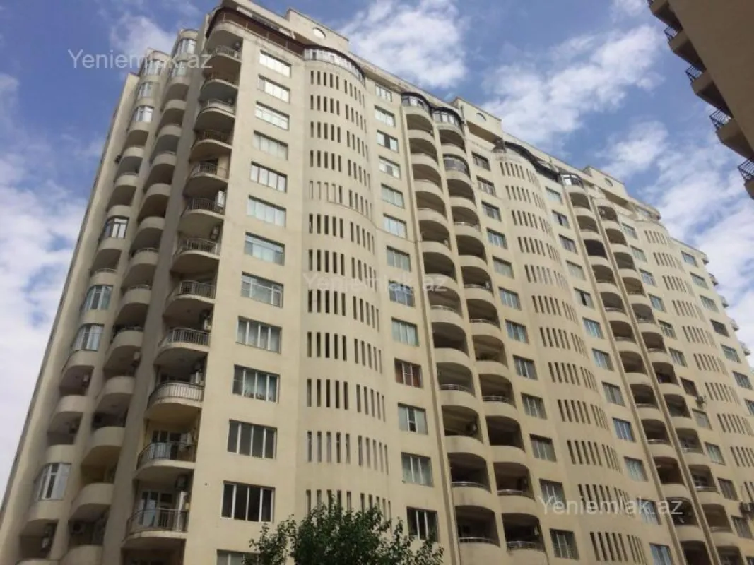 Satılır 2 otaqlı yeni tikili 105 m²