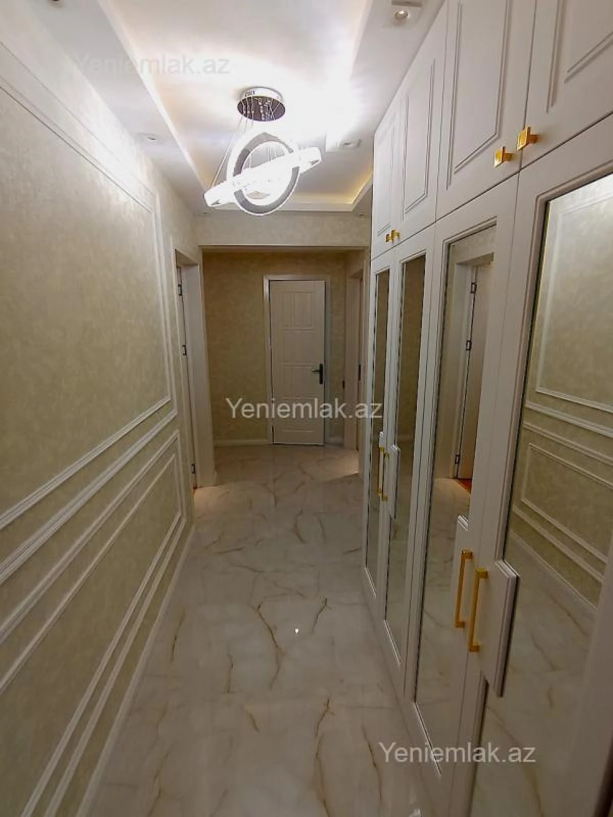 Satılır 3 otaqlı köhnə tikili 90 m²