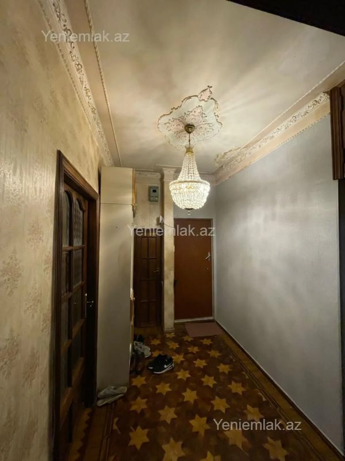 Satılır 3 otaqlı köhnə tikili 90 m²
