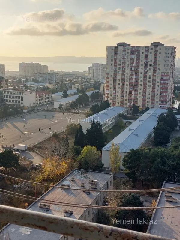 Satılır 4 otaqlı yeni tikili 80 m²