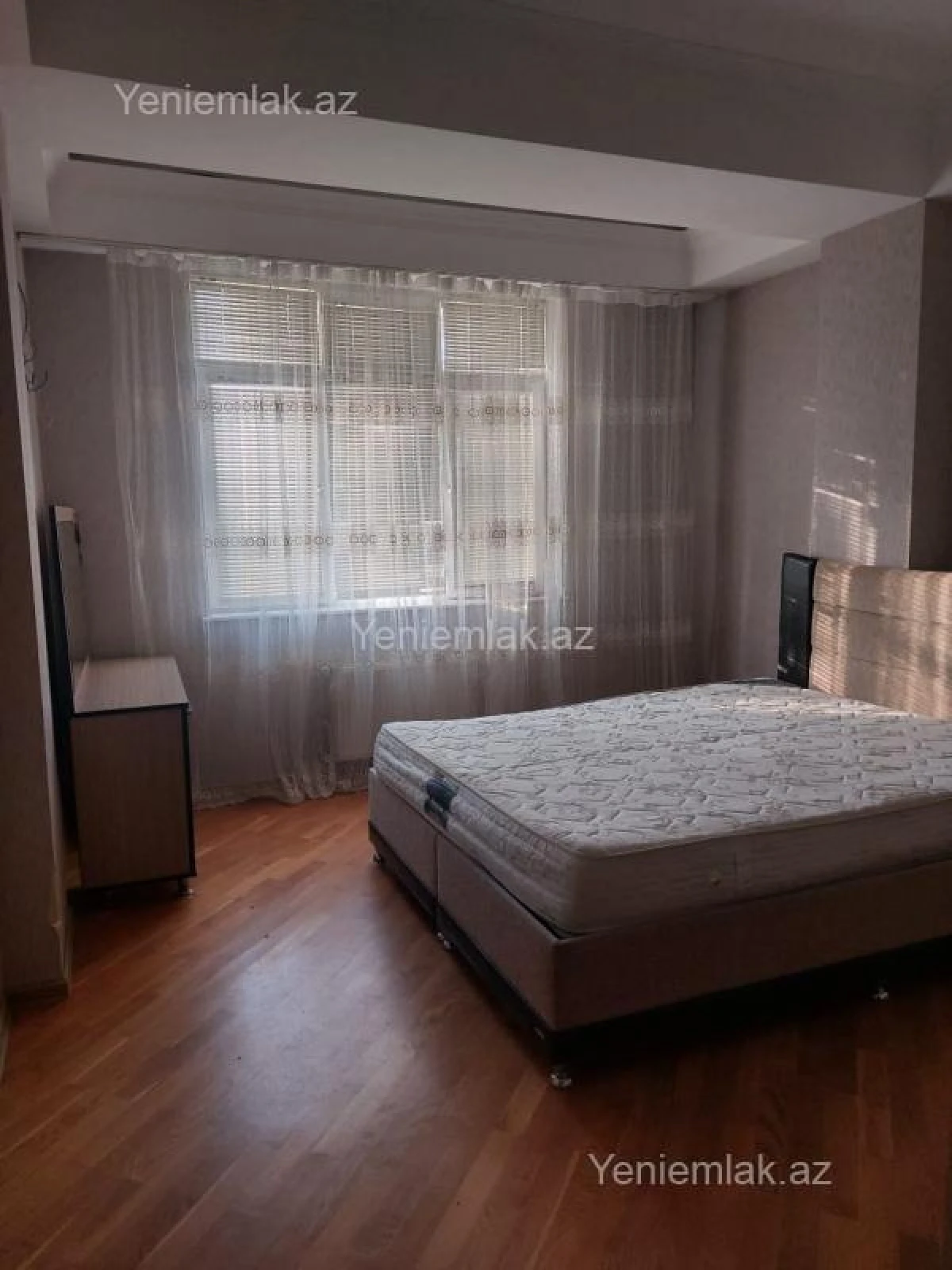 Satılır 4 otaqlı yeni tikili 80 m²