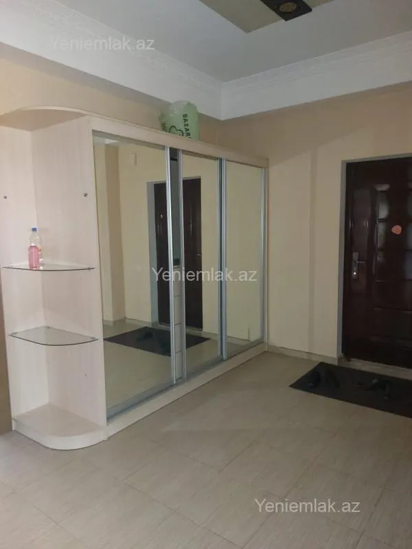 Satılır 4 otaqlı yeni tikili 80 m²