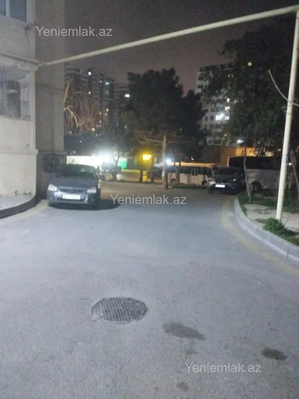 Satılır 1 otaqlı köhnə tikili 30 m²