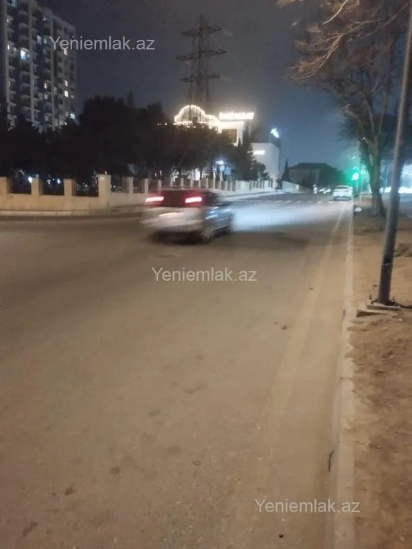 Satılır 1 otaqlı köhnə tikili 30 m²