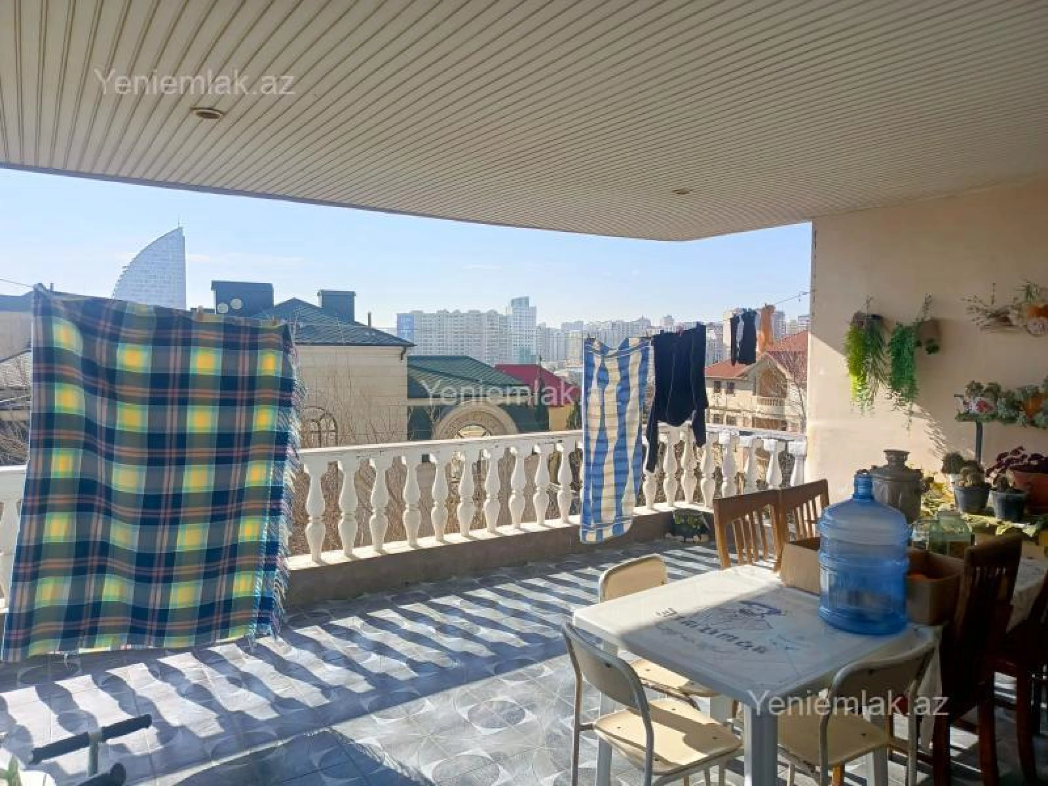 Satılır 3 otaqlı köhnə tikili 110 m²