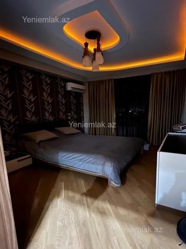 Satılır 3 otaqlı yeni tikili 111 m²