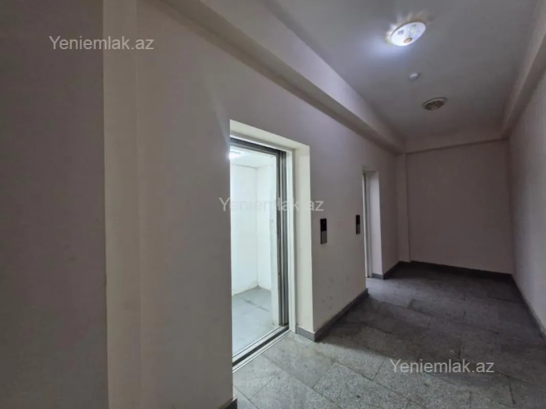 Satılır 4 otaqlı yeni tikili 165 m²