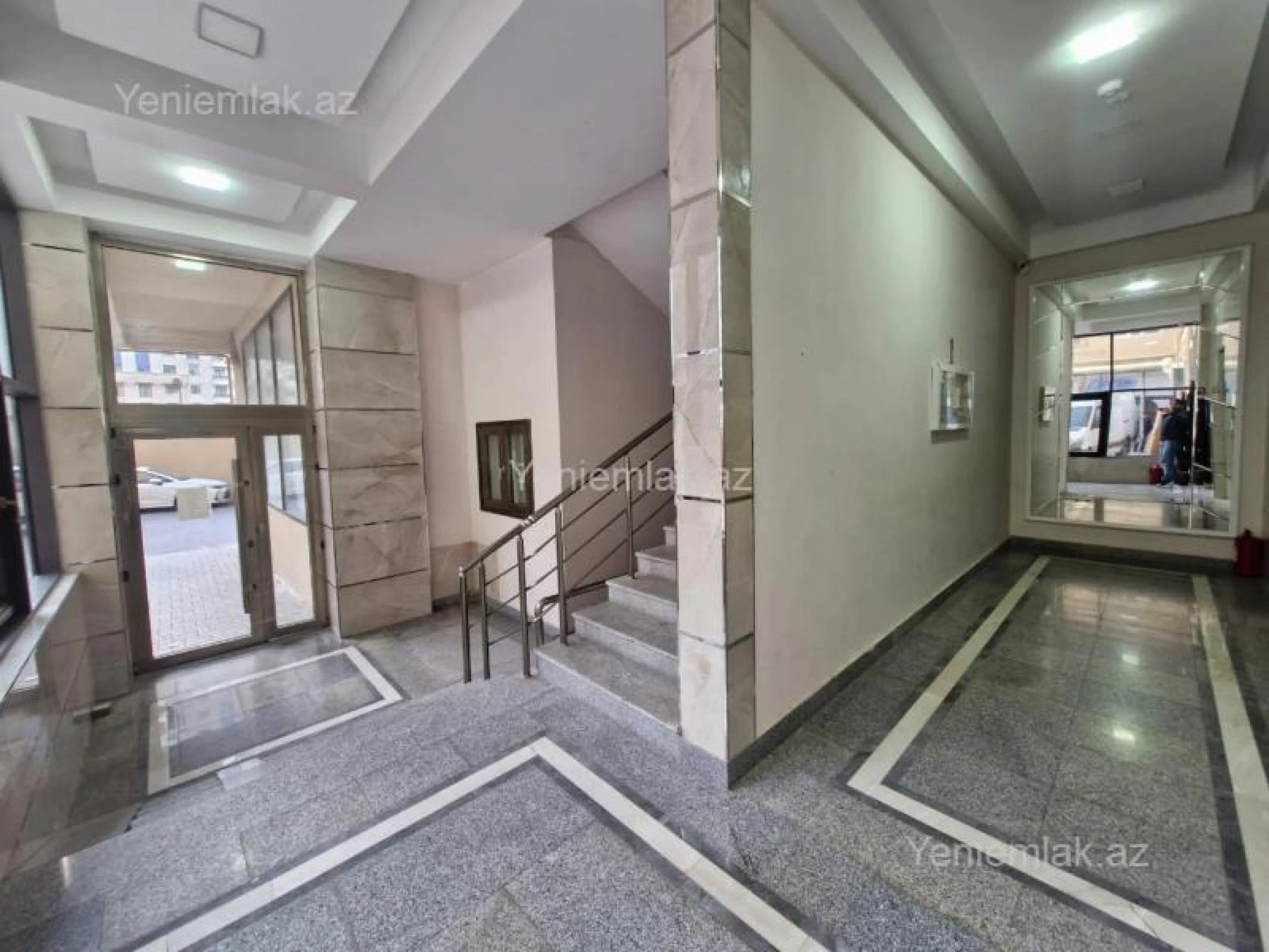 Satılır 4 otaqlı yeni tikili 165 m²