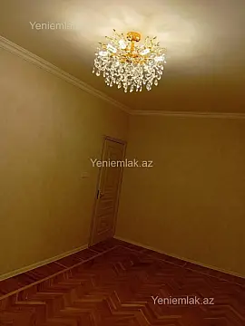 Satılır 2 otaqlı köhnə tikili 75 m²