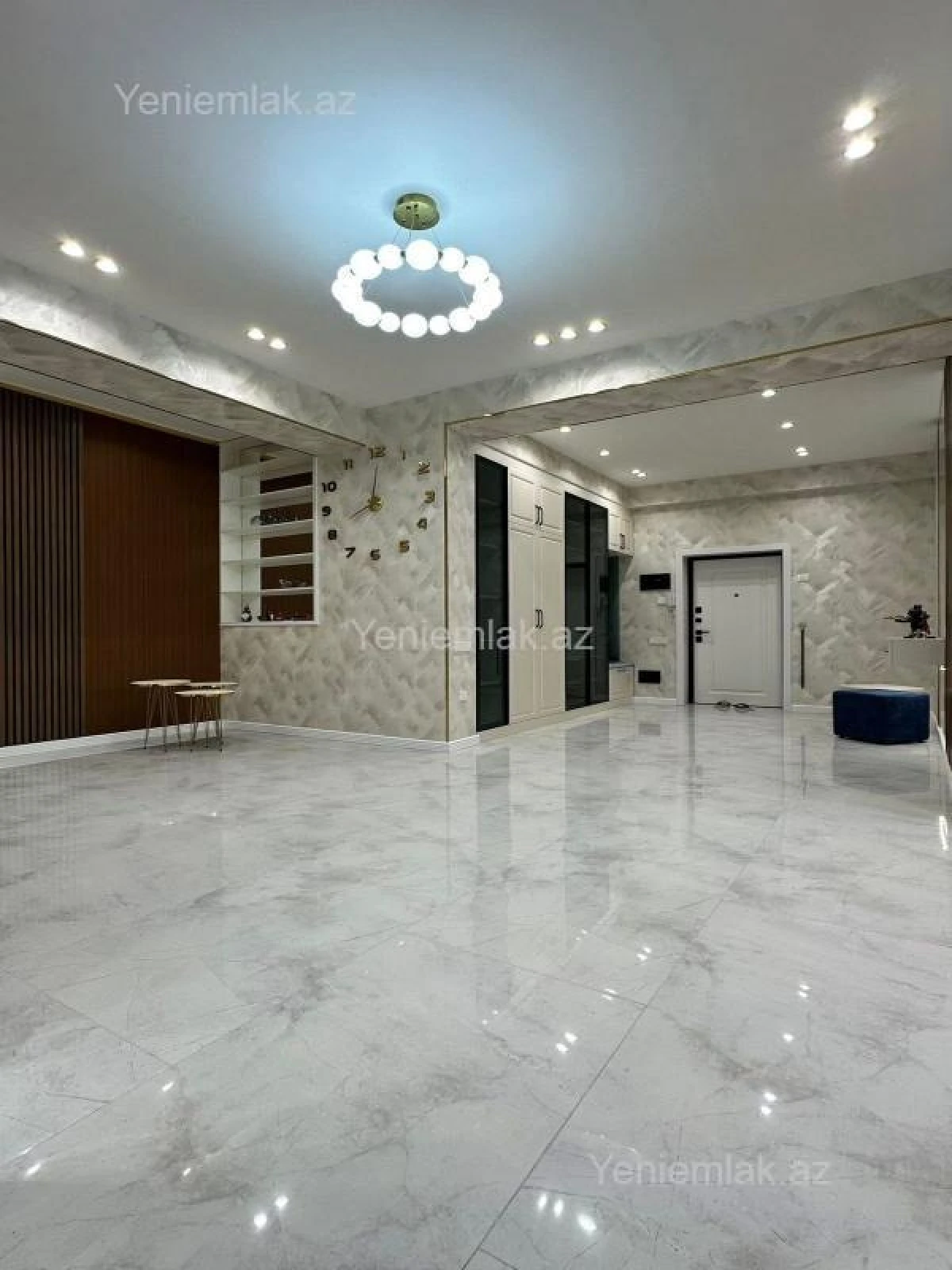 Satılır 3 otaqlı yeni tikili 136 m²